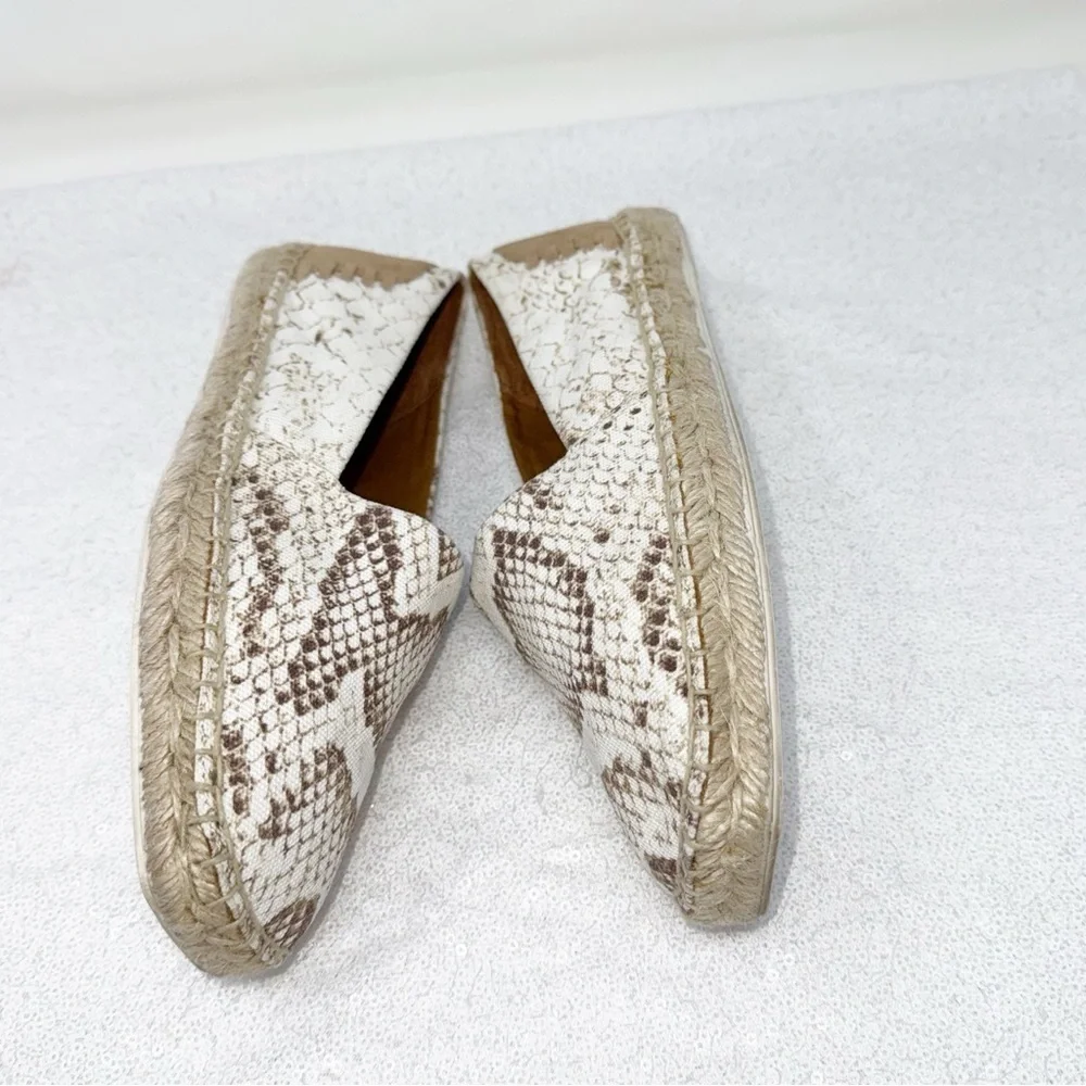 Franco Sarto step out